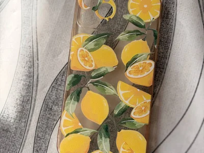 Чехлы на iPhone 12 Pro