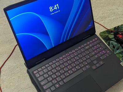 ноутбук Lenovo