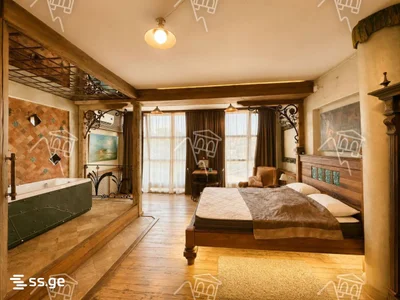 8 room Private House For Rent. Ortachala