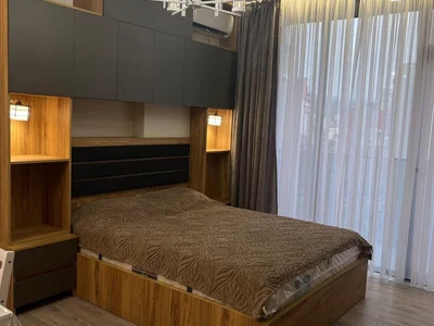 До лета — студия | $400/месяц