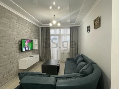 1+1 в центре , $600