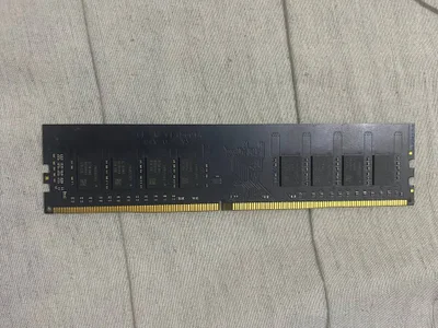 Процессор Intel Core i3-8100