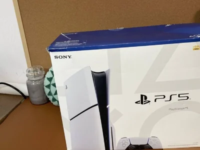 PS5 Slim 1TB