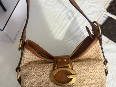 Сумка Guess