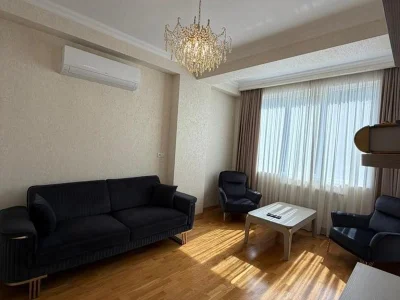 Tbilisi Palace: 3-комнатная, 76.0 м²