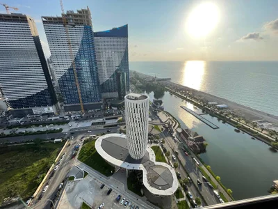 2+1 в Alliance Palace, вид на море
