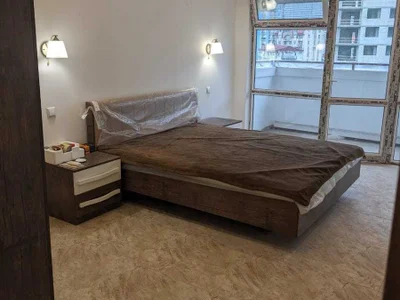 2-комнатная квартира, 70 кв.м, $800
