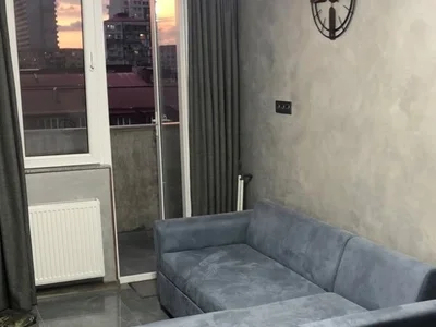 1+1 на ул. Тбель Абусеридзе, $500