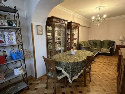 4-комнатная квартира
