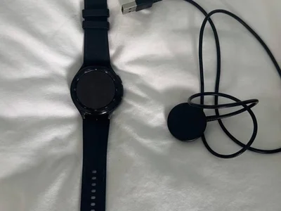 Смарт-часы Samsung Watch 4 classic