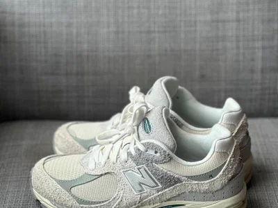 Кроссовки New Balance 2002r