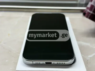 Мобильные телефоны Apple iPhone 16 Pro