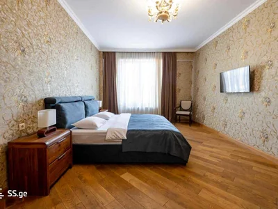 6 room Flat Daily rent. Mtatsminda