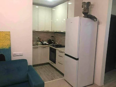 Долгосрочная аренда 3-комнатной квартиры в Rustaveli District