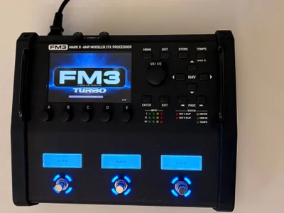 Fractal Audio FM3 + педаль экспрессии EV-2 (комплект)