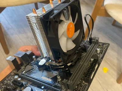 Процессор Intel Core i5-9400F