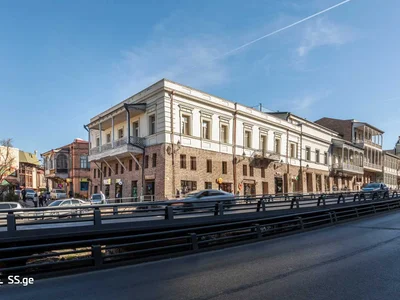 Коммерческое помещение на pushkin st. Sololaki