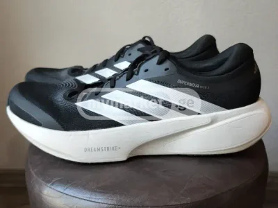 Кроссовки Adidas