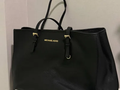 Сумка Michael Kors Jet Set Large Shoulder Tote Saffiano