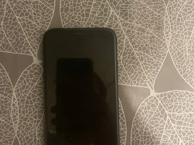 iPhone XR 64GB