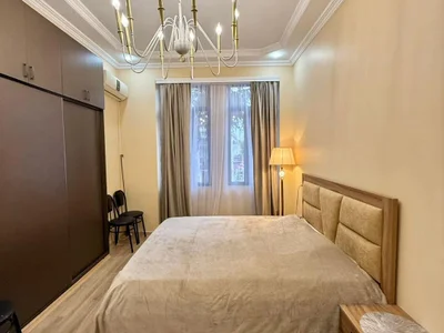 1+1 в центре , $500