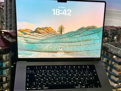 MacBook Pro 16" M1 Pro