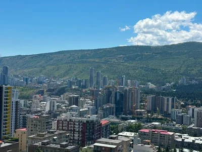 4-комнатная квартира в Тбилиси