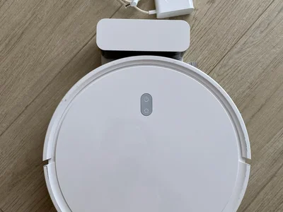 Робот-пылесос Xiaomi Robot Vacuum E10 White