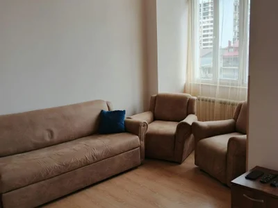 1+1 на Takaishvili Street 36/38 Bagrationi District