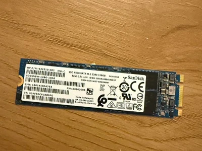 **Продам SSD SanDisk X600 128 ГБ — 40 ₾**