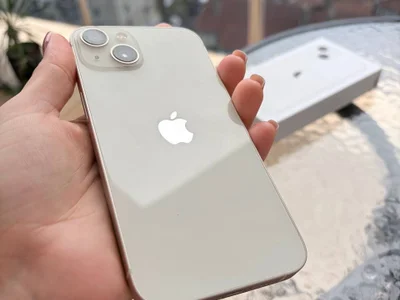 iPhone 13 128 GB White