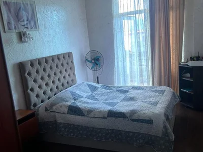 4-комнатная квартира, 115 м², $800