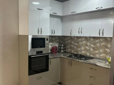 3-комнатная квартира с 2 спальнями в районе Grand Mall, $800