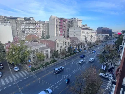 4-комнатная квартира. Продаётся. Вера