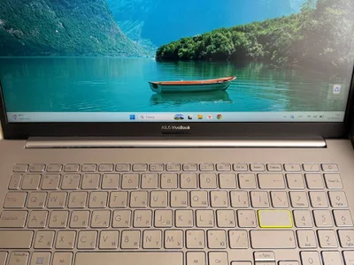 Ноутбук Asus VivoBook