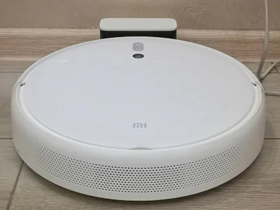 Робот-пылесос Mi Robot Vacuum Mop