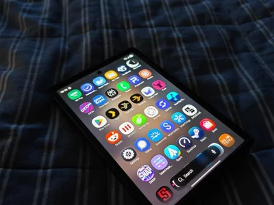 Samsung Galaxy Fold 8
