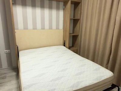 Кровать с подъемным механизмом и матрасом 160х200