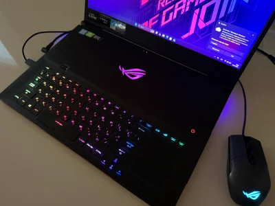 Игровой ноутбук ASUS ROG Zephyrus S GX701 с комплектом