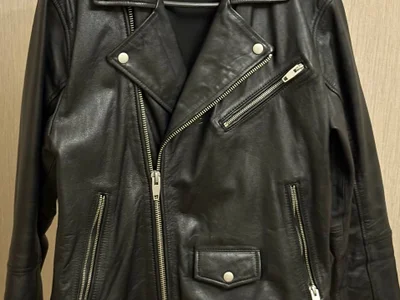 Кожаная куртка Zara