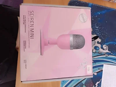 Микрофон Razer Seiren Mini