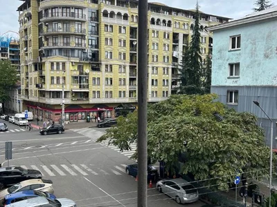 1+1 на ჭავჭავაძის ქ. 49 Old Batumi District