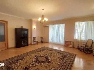 3 room Flat For Rent. Vake