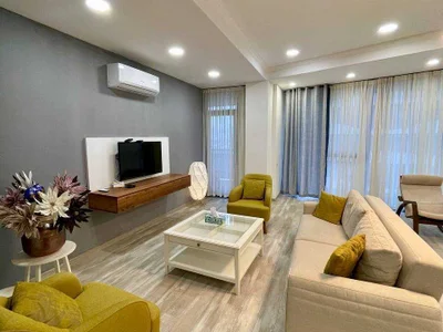 Паркинг на m. aleksidze st. 12 Saburtalo