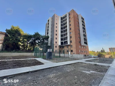 4 room Flat For Sale. Navtlugi