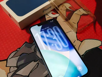 iPhone 13