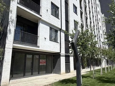 Commercial Real Estate For Rent. Didi digomi