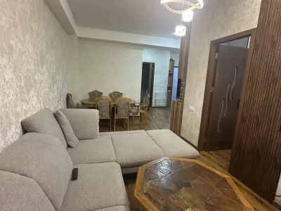 Кристиан Стивен ст., 16: 3-комн., 70.0 м²