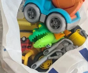 Пакет с игрушками