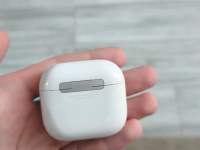 AirPods 3